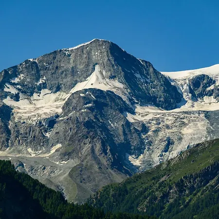 Chocard Rez, De Charme A La Sage *